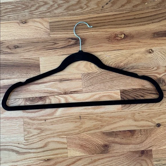 25 count Black Velvet Hangers Set - Picture 3 of 4